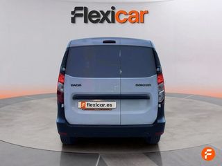 Dacia Dokker Carrocería: Furgoneta/Caja Tipo de caja de cambio: Manual Cilindrada: 1461 cm³
