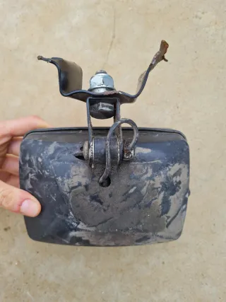 Faro de trabajo con rejilla protectora