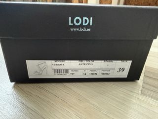 Sandalias Lodi tacón verde botella T.39