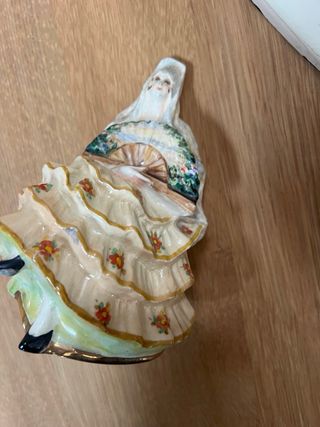 Lote Antigüedades Cerámica Figuras Jarrones peyro