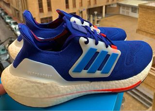 Adidas UltraBoost 22 Legacy Indigo Azul