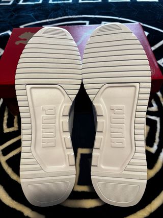 Zapatillas originales puma adaptor.