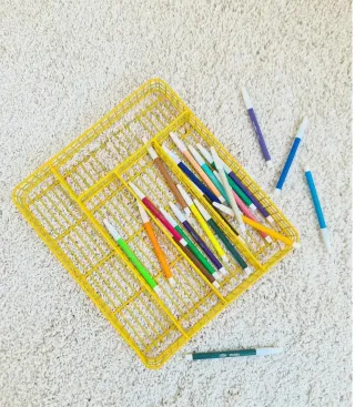 Organizador de metal estilo POP.