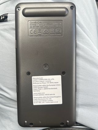 Calculadora Científica Casio fx-82MS