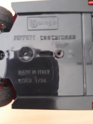 Ferrari Testarossa 1/24