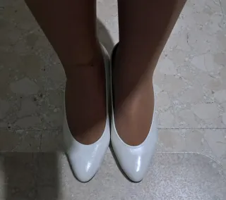 Zapatos de salón beig