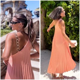 Vestido midi Zara salmón plisado cadena dorada