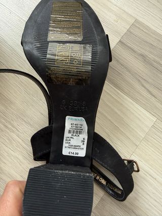 Sandalias tacón Primark Talla 39 Negras