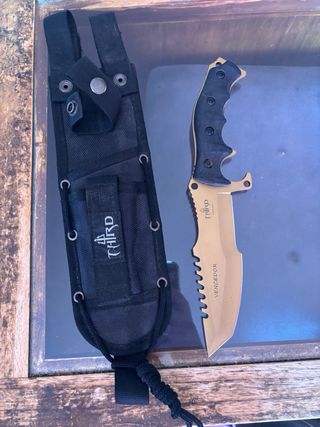 Coltello Third con fodero
