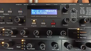 Dave Smith Mopho x4 Sintetizador