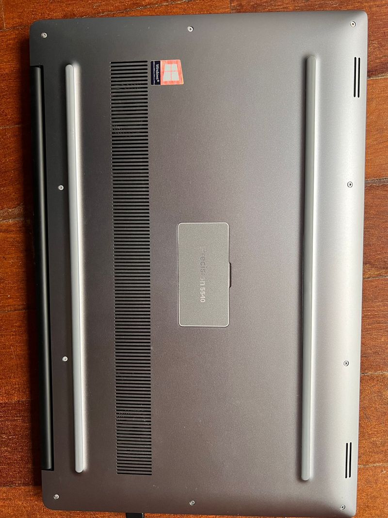 Dell Precision 5540 i7-9850H 16GB afbeelding 6
