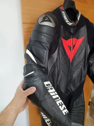 Mono Dainese Laguna Seca Talla 48