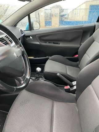 Peugeot 207 cc 2007