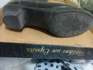 Botas altas de piel negras talla 39