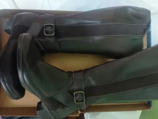 Botas altas de piel negras talla 39