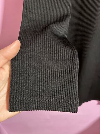 Vestido negro manga larga encaje