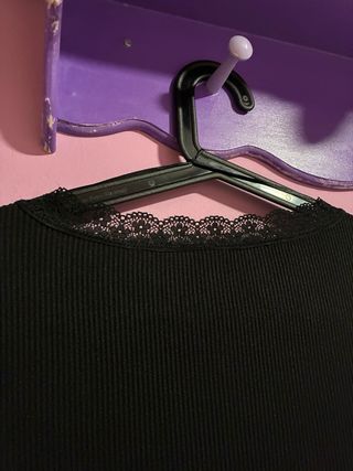 Vestido negro manga larga encaje