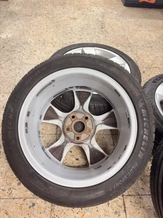 Llantas 17 con neumaticos Michelin nuevos