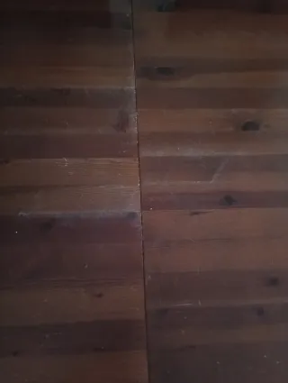 Mesa de madera maciza