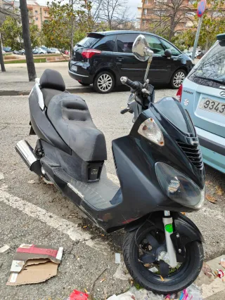 Daelim S2 125cc Maxi Scooter Negra