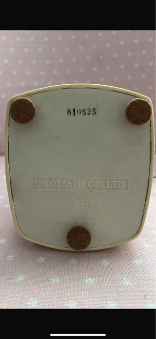 Metrónomo Nikko Seiki Co. Ltd. Verde