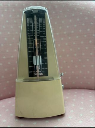 Metrónomo Nikko Seiki Co. Ltd. Verde