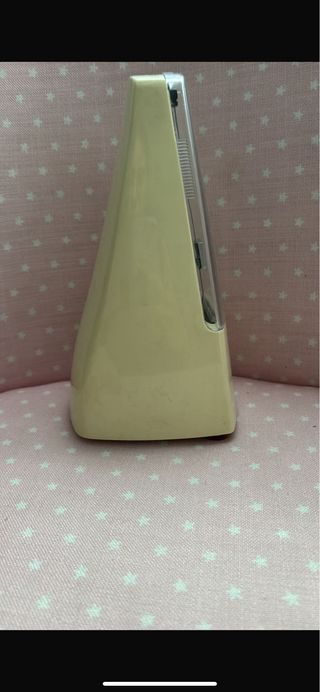 Metrónomo Nikko Seiki Co. Ltd. Verde