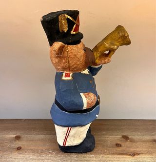 Figura vintage de oso músico en cartón piedra 34cm