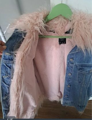 Chaqueta vaquera Bershka rosa