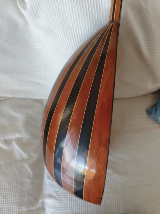 Laud turco / árabe, instrumento de 11 cuerdas