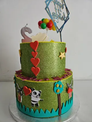 Torta scenografica Bing 2 anni Dario in gomma eva