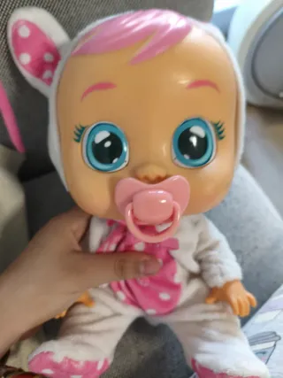 Bebés Llorones Ratón y Conejo