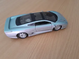 Jaguar 1/24