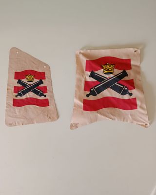 Lego 6271 Cloth Sail 2 with Crossed Cannons