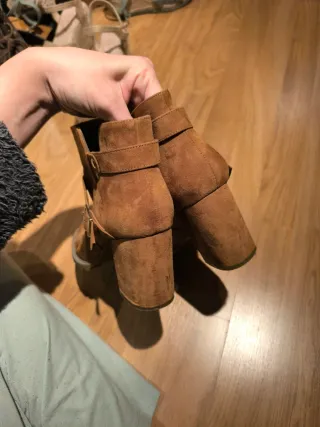 Botines tacón marrón/beige