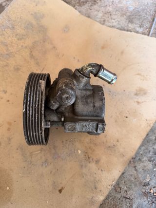 Lote de piezas de motor usadas