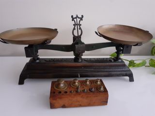 Báscula antigua vintage