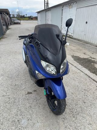 Yamaha TMAX 500 gripada