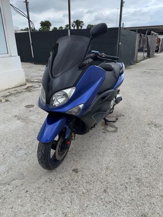 Yamaha TMAX 500 gripada