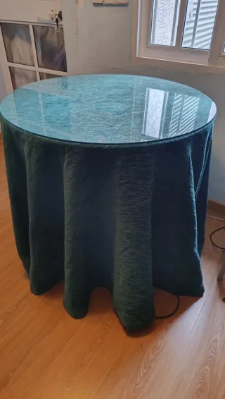 Mesa camilla redonda  cristal y tela