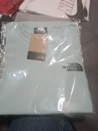 Camiseta The North Face varias tallas