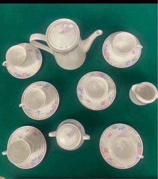 Juego de café porcelana floral sin estrenar