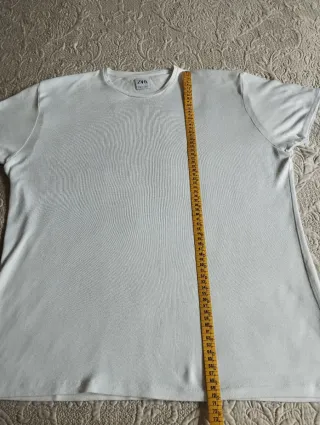 Camiseta Zara Punto Chico Blanca