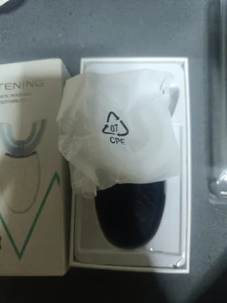 Cepillo blanqueador Dental Eléctrico Blanco y Azul