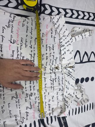 Vestido Karl Lagerfeld Nuevo nunca usado.