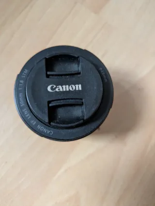 Canon EF 50mm f/1.8 STM