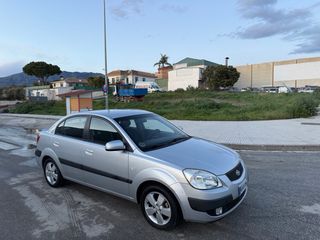 KIA RIO 1.5 CRDi 110CV !! 3.500€ !!