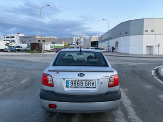 KIA RIO 1.5 CRDi 110CV !! 3.500€ !!