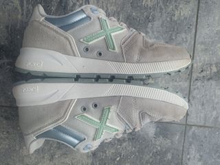 Zapatillas Munich Piel Gris y Verde