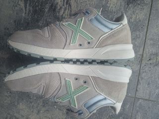 Zapatillas Munich Piel Gris y Verde
